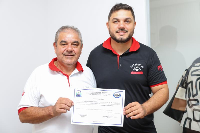 Seder entrega certificado do Selo de Inspeção Municipal. - REDEPARÁ